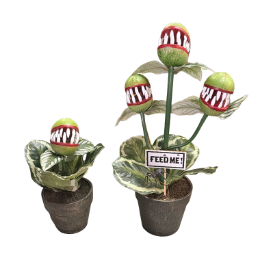 Small carnivore plants plastic set